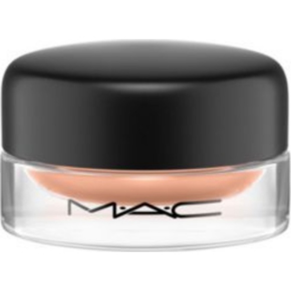 MAC Cosmetics Other - Mac paint pot layin low